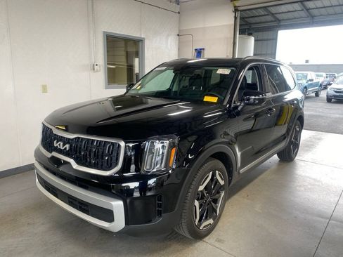 Used 2025 Kia Telluride EX AWD/4WD image 2