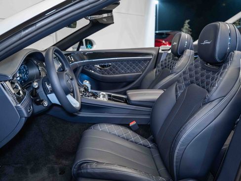 Used 2023 Bentley Continental GT Speed image 16