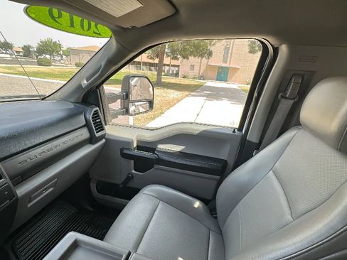 Used 2019 Ford F250 XL image 13