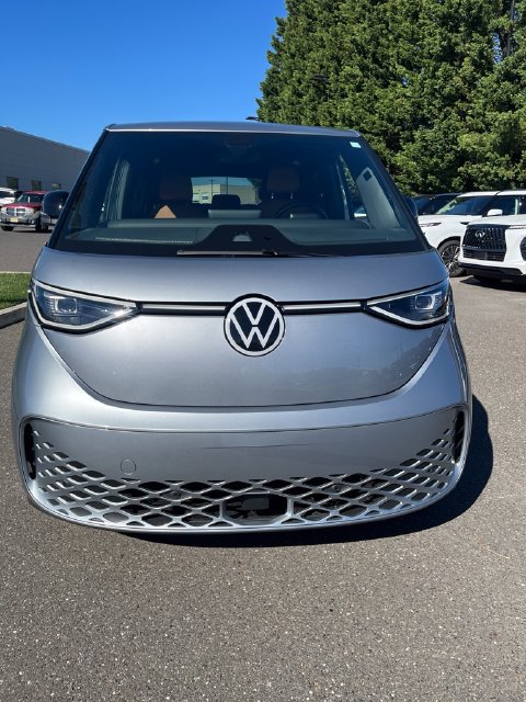 Used 2025 Volkswagen ID. Buzz Pro S RWD image 2