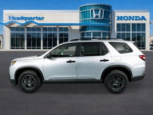 New 2026 Honda Pilot TrailSport image 6