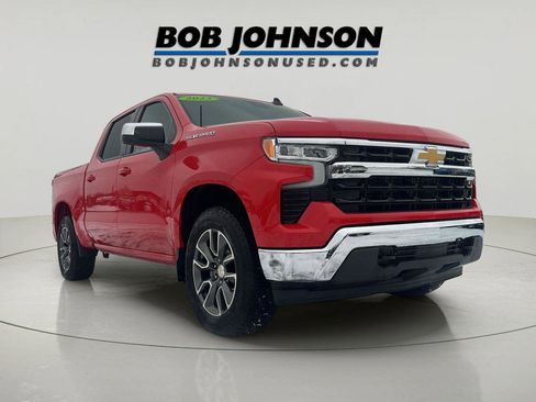 Used 2023 Chevrolet Silverado 1500 LT image 1