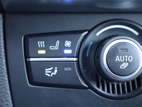 Used 2014 BMW X6 xDrive50i AWD/4WD image 32