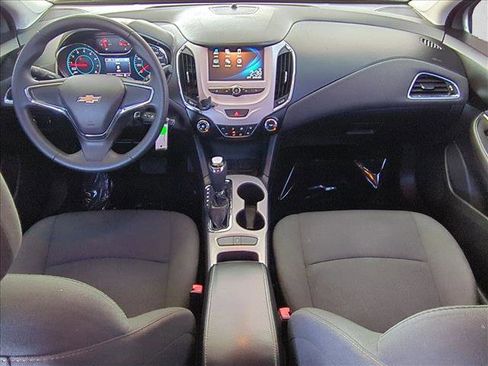 Used 2017 Chevrolet Cruze LS image 16