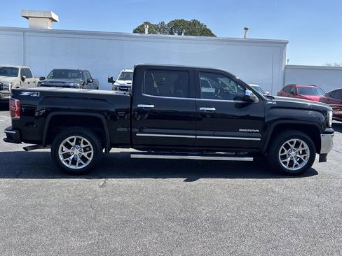Used 2017 GMC Sierra 1500 SLT w/ SLT Premium Package image 2