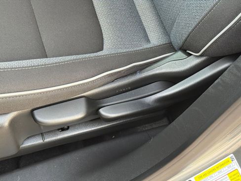 Used 2025 Chevrolet TrailBlazer LT image 23