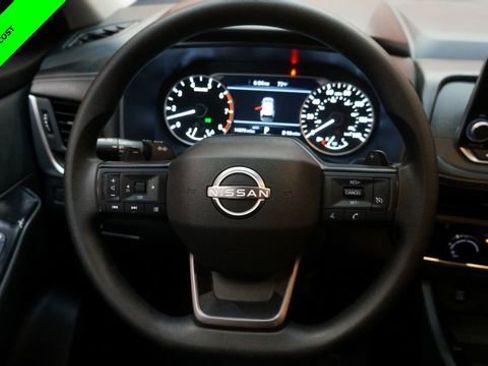 Certified 2025 Nissan Rogue S AWD/4WD image 12