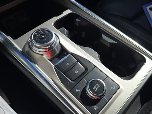 Used 2023 Ford Explorer XLT w/ Equipment Group 202A image 21