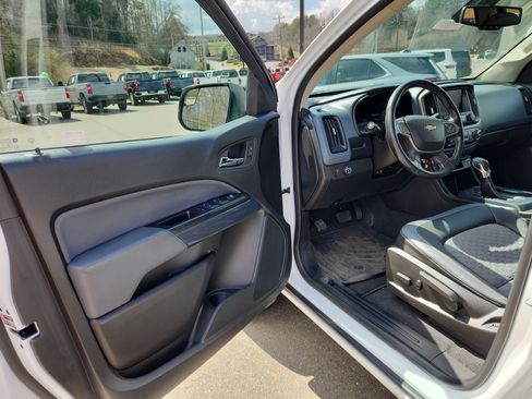 Used 2022 Chevrolet Colorado Z71 image 19