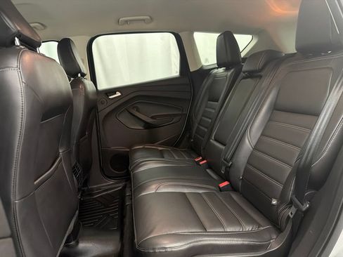 Used 2019 Ford Escape Titanium FWD image 25