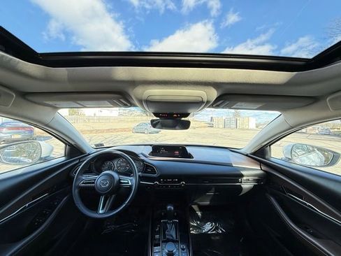 Used 2021 MAZDA CX-30 AWD 2.5 S w/ Premium Package image 32