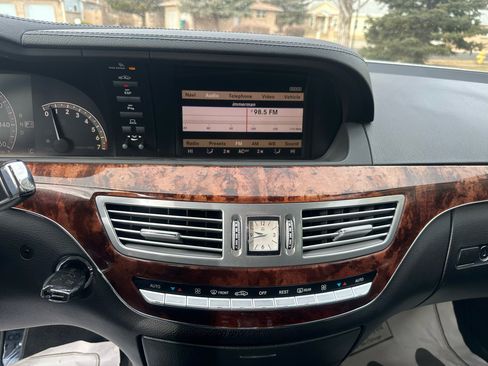 Used 2008 Mercedes-Benz S 550 image 16