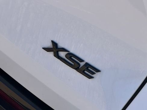 Used 2025 Toyota Sienna XSE image 10