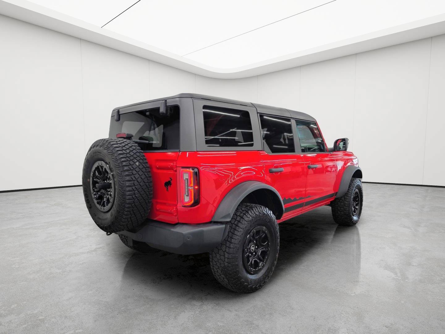 Used 2022 Ford Bronco Wildtrak AWD/4WD image 3