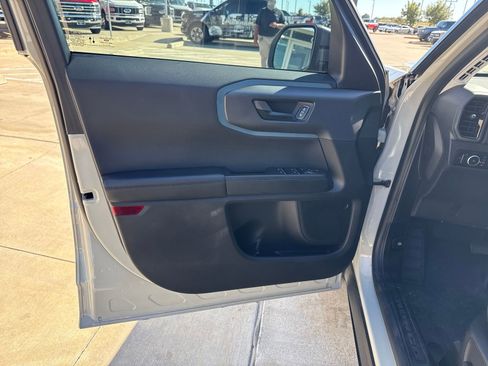 Used 2024 Ford Bronco Sport Badlands image 18