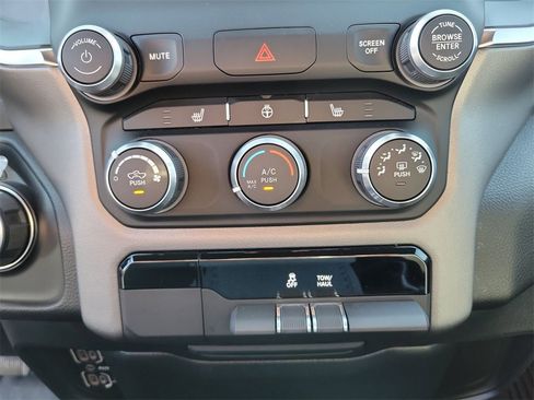 Used 2024 RAM 1500 Lone Star image 14