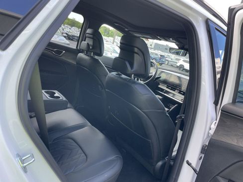 Used 2024 Kia Sportage X-Line w/ X-Line Premium Package AWD/4WD image 19