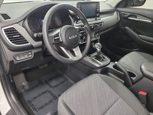 Used 2023 Kia Seltos LX AWD/4WD image 20