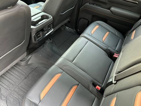 Used 2025 GMC Sierra 2500 AT4 AWD/4WD image 12