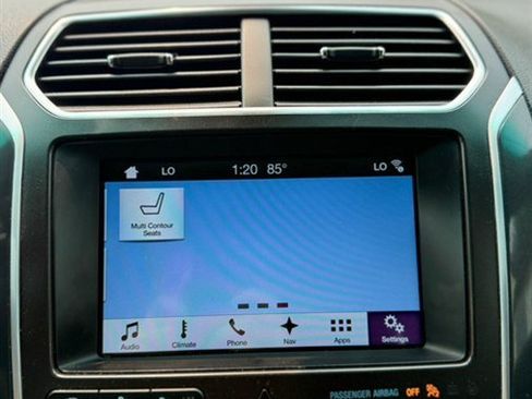 Used 2017 Ford Explorer Limited w/ Equipment Group 301A AWD/4WD image 22