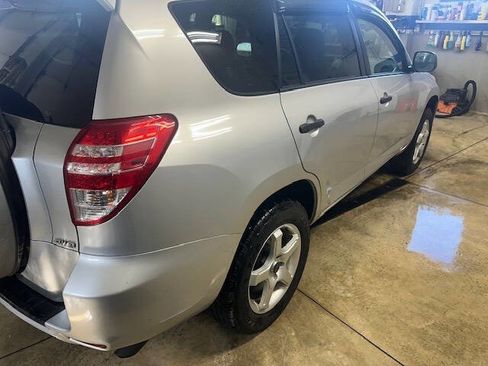 Used 2010 Toyota RAV4 4WD image 7