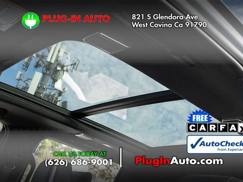 Used 2024 Cadillac Escalade ESV Sport Platinum w/ Heavy-Duty Trailer Package image 8