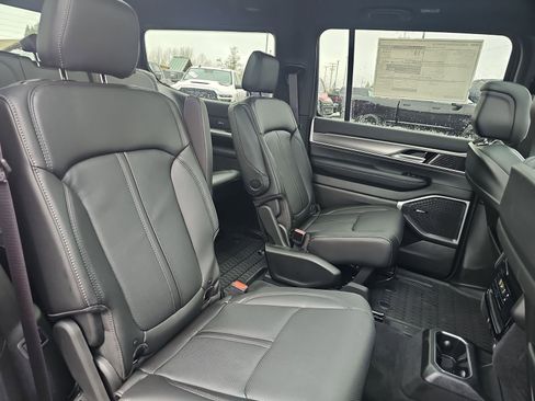 New 2026 Jeep Grand Wagoneer 4WD image 28