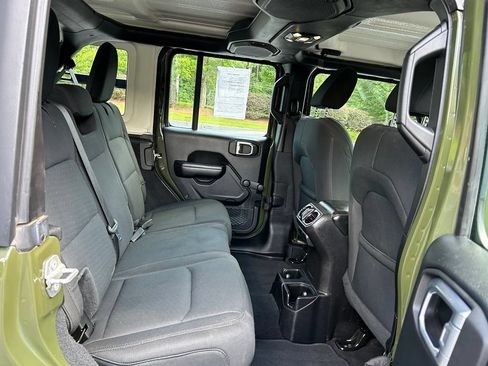 Used 2020 Jeep Wrangler Unlimited Sport AWD/4WD image 49