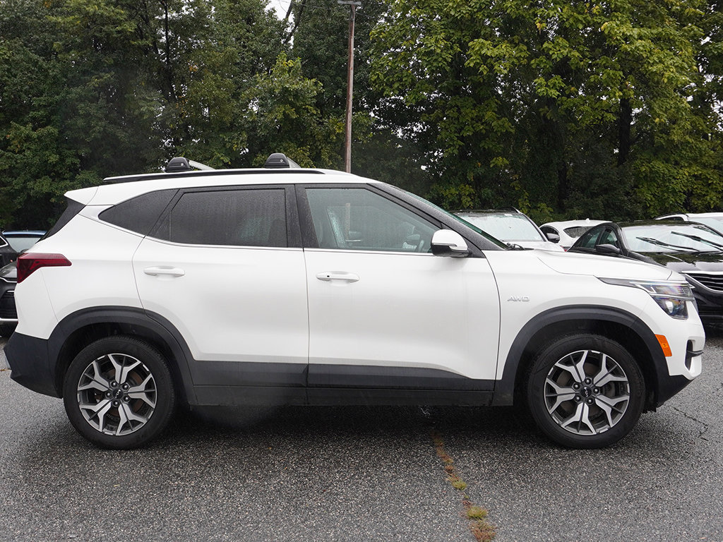 Used 2023 Kia Seltos EX AWD/4WD image 19