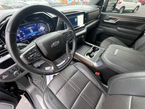 Used 2024 Chevrolet Silverado 2500 High Country w/ Midnight Edition image 14
