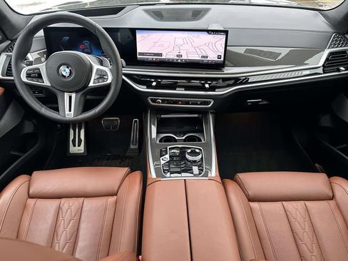 Certified 2024 BMW X7 M60i w/ Executive Package image 21