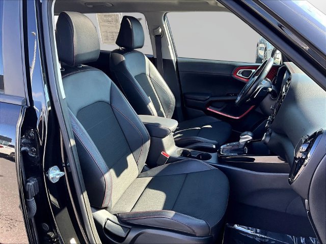 Certified 2022 Kia Soul Turbo FWD image 35
