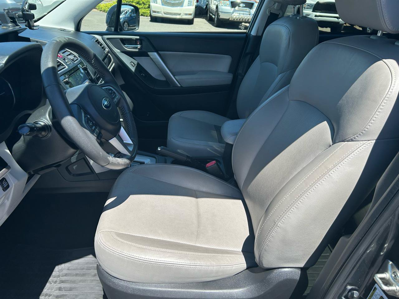 Used 2017 Subaru Forester 2.5i Limited AWD/4WD image 7