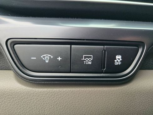 Certified 2025 Kia Carnival LXS image 20