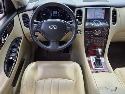 Used 2016 INFINITI QX50 2WD w/ Deluxe Touring Package image 15