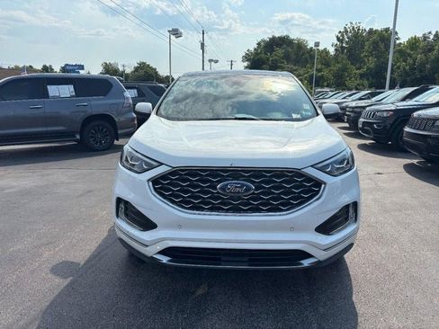 Used 2022 Ford Edge Titanium w/ Equipment Group 301A image 9