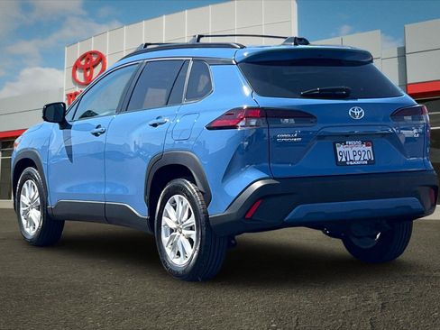 Certified 2026 Toyota Corolla Cross LE FWD image 5