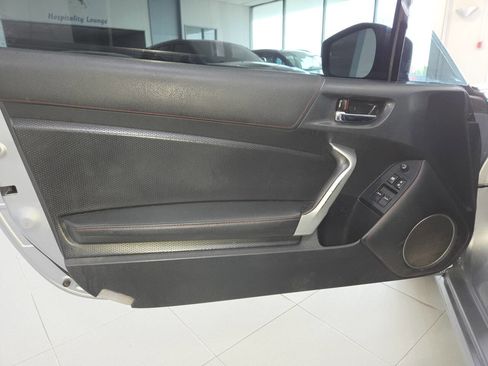 Used 2016 Subaru BRZ Limited RWD image 14