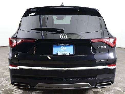 Used 2025 Acura MDX SH-AWD image 12