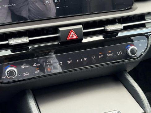 New 2026 Kia Sportage SX Prestige image 27