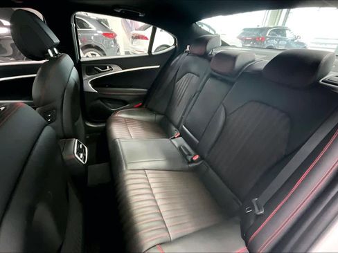 Used 2024 Genesis G70 2.5T w/ Sport Prestige Package image 26