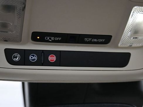 Used 2024 Chevrolet Malibu LT image 37