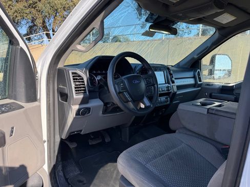 Used 2020 Ford F250 XLT AWD/4WD image 9