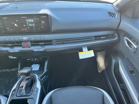 New 2025 Kia K4 GT-Line Turbo FWD image 9