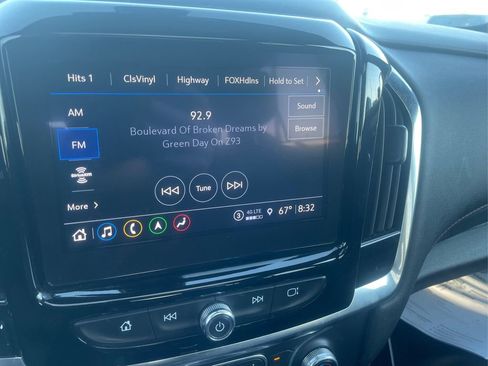 Used 2022 Chevrolet Traverse RS AWD/4WD image 11