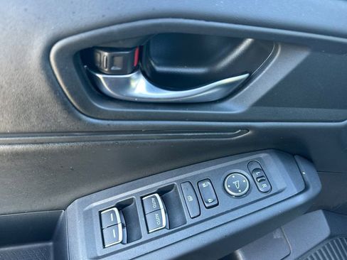 Used 2023 Honda Accord EX image 13