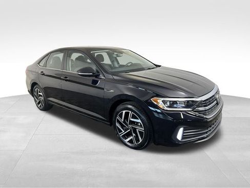 Used 2024 Volkswagen Jetta SEL FWD image 8