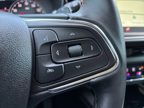 Used 2023 Buick Envision Avenir AWD/4WD image 12