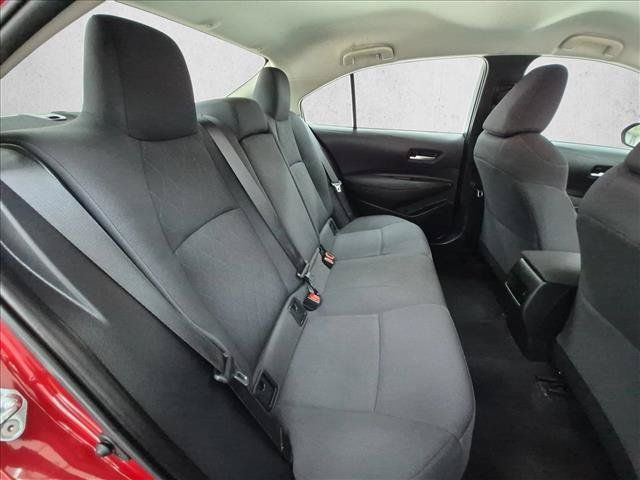 Used 2020 Toyota Corolla LE FWD image 22