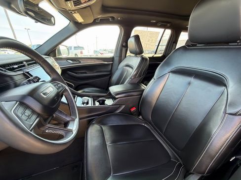 Used 2024 Jeep Grand Cherokee Limited 4xe image 25